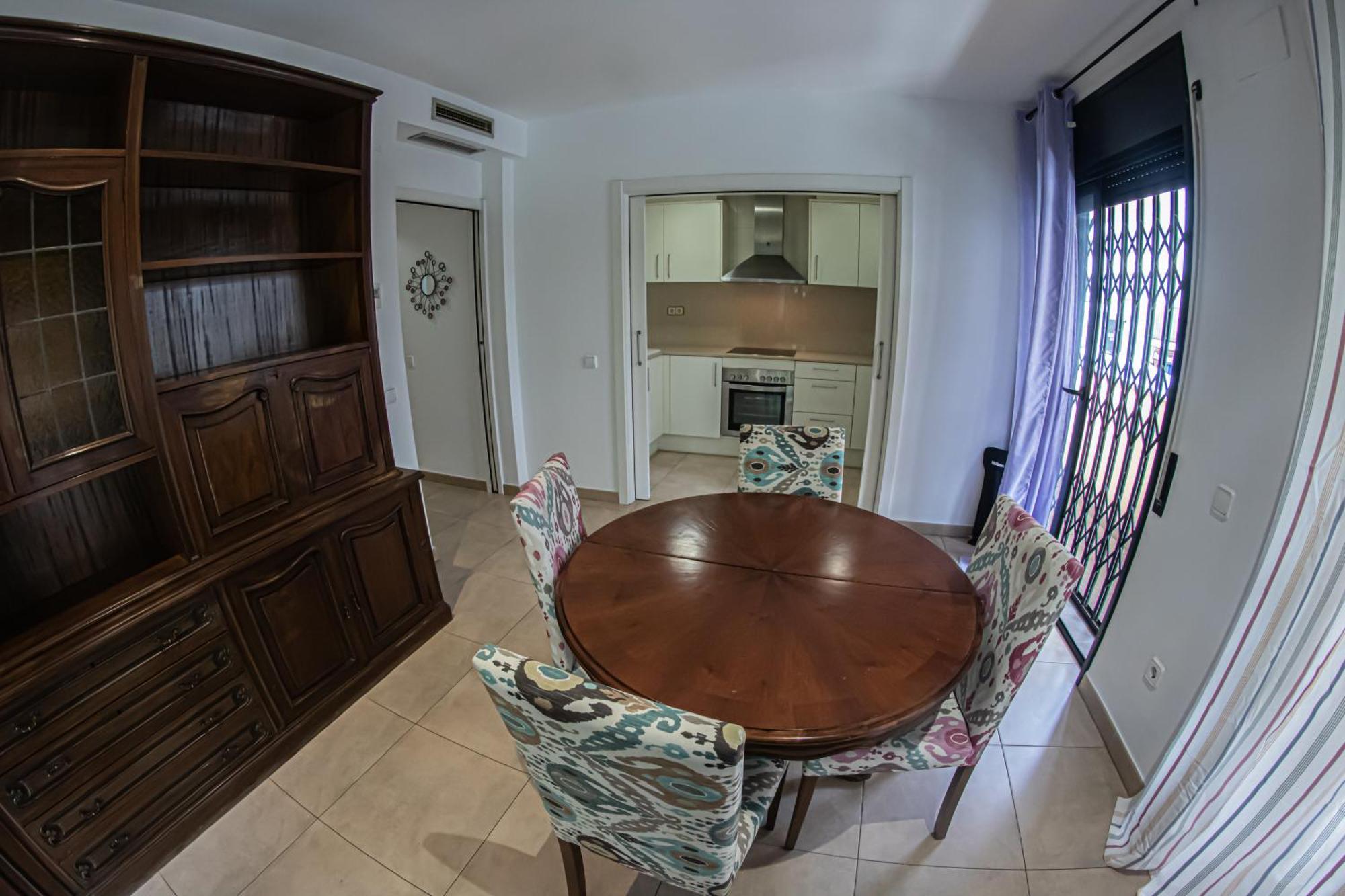 Inass Apartment Ситжес Екстериор снимка