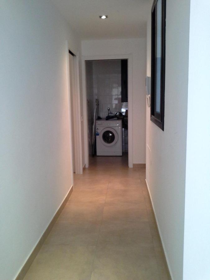 Inass Apartment Ситжес Екстериор снимка